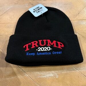 Black Trump 2020 Beanie Hat